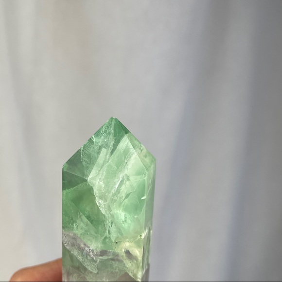 Fluorite Tower Green Dark Purple & Scolecite Gemmy - Picture 15 of 17